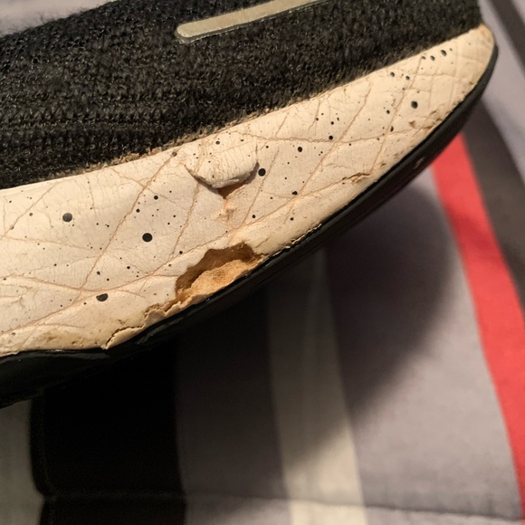 Mens Size 9 / Women’s 10.5 - Nike ZoomX Invincible Run Flyknit Black White - Picture 12 of 15